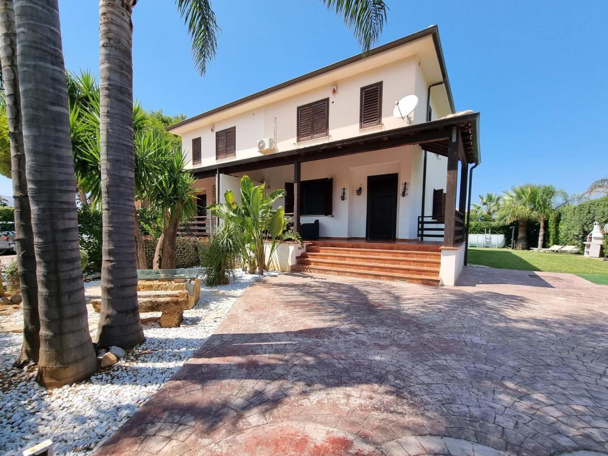 Villa Jari Карини Экстерьер фото